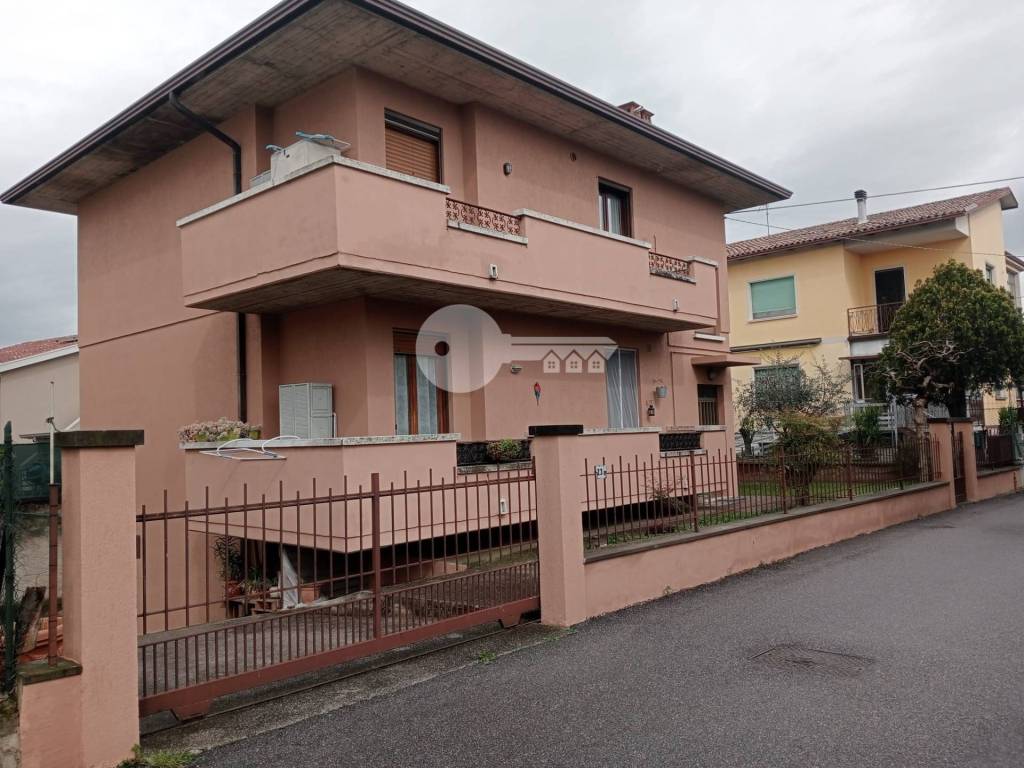 appartamento in vendita a Ghedi in zona Belvedere