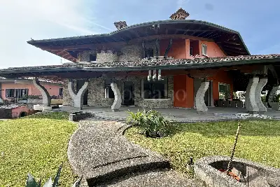 casa indipendente in vendita a Ghedi