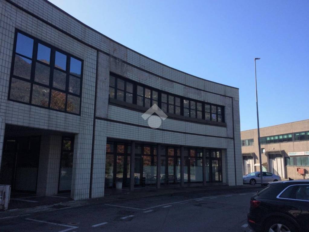 ufficio in vendita a Gianico