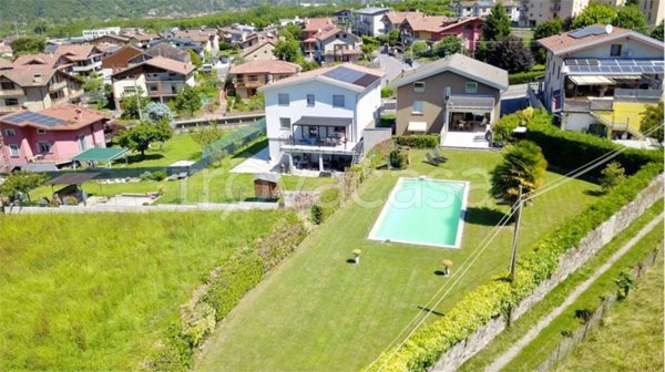 casa indipendente in vendita a Gianico