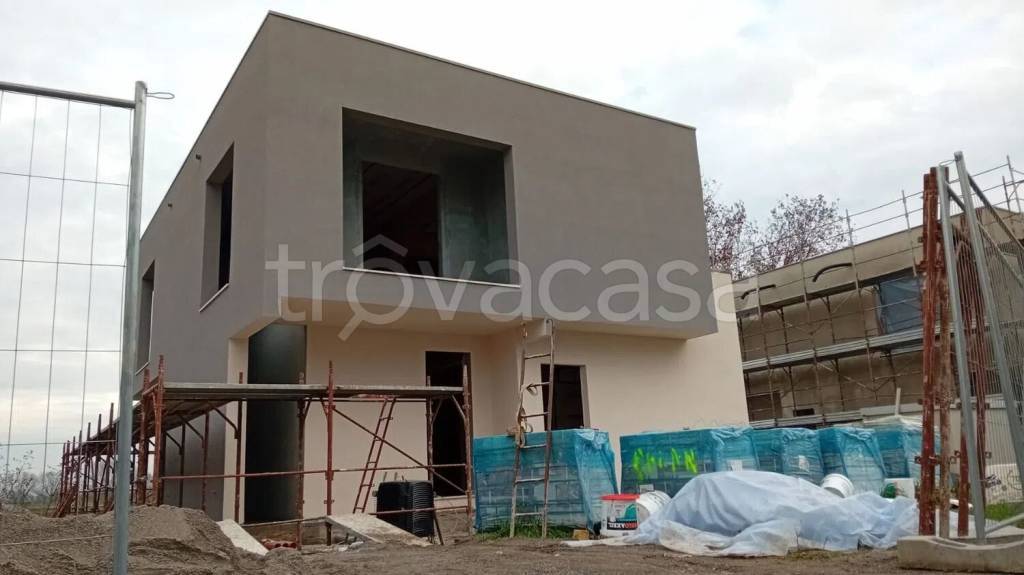 casa indipendente in vendita a Gottolengo