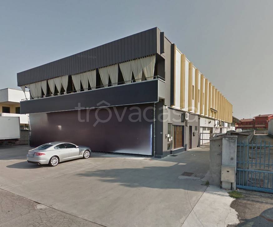 locale commerciale in vendita a Gottolengo
