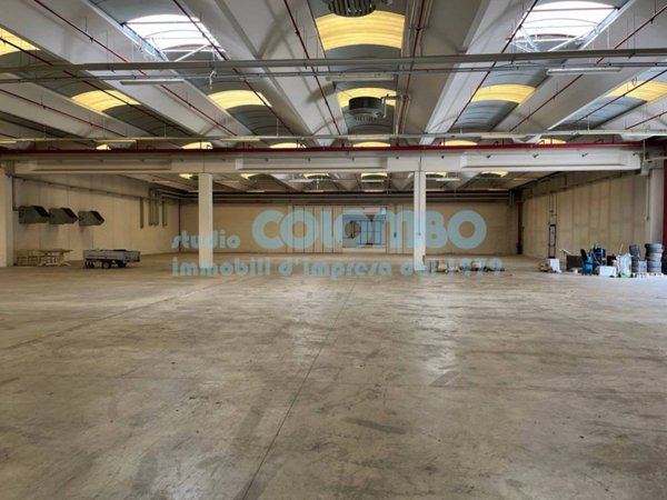 locale commerciale in vendita a Gottolengo