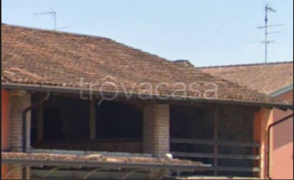 locale commerciale in vendita a Gottolengo