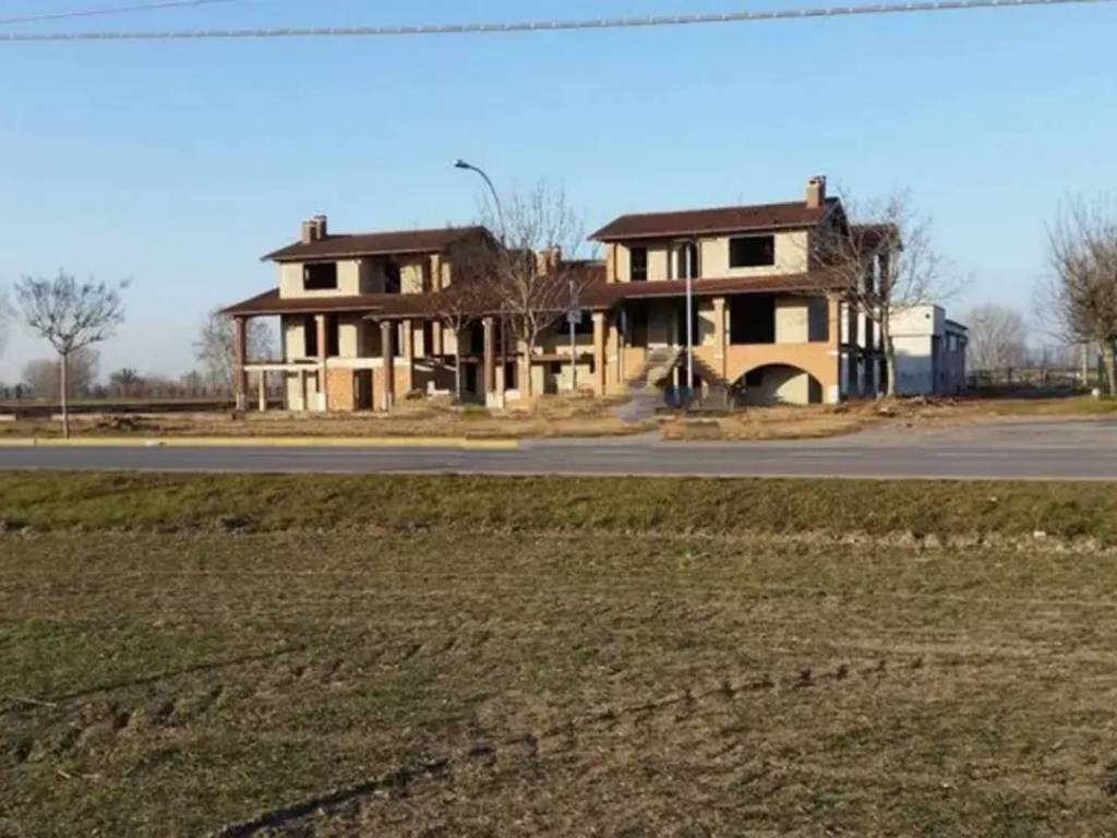 casa indipendente in vendita a Gottolengo