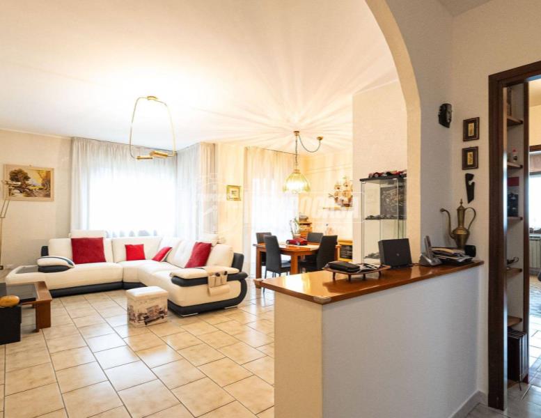 appartamento in vendita a Gottolengo in zona Solaro