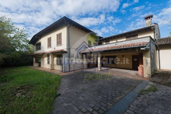 casa indipendente in vendita a Gottolengo