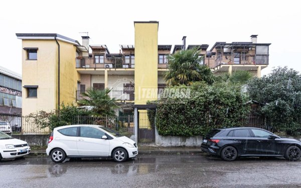 appartamento in vendita a Gottolengo in zona Solaro