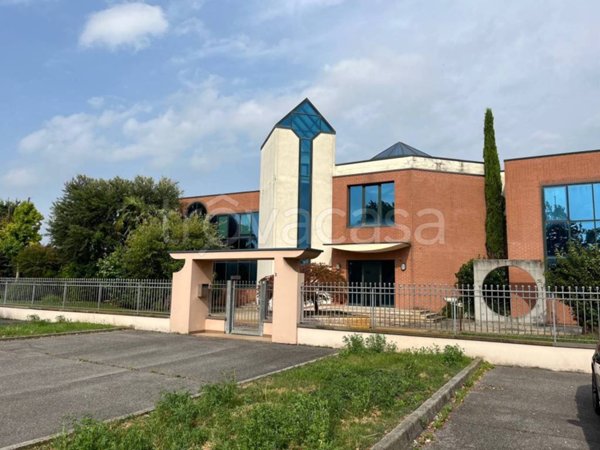 locale commerciale in vendita a Gottolengo