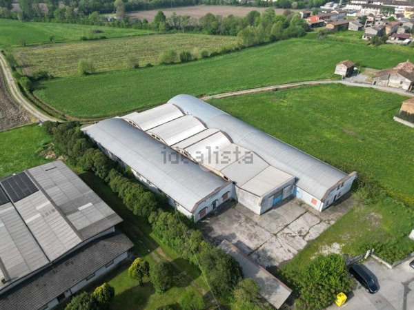 capannone in vendita a Gottolengo