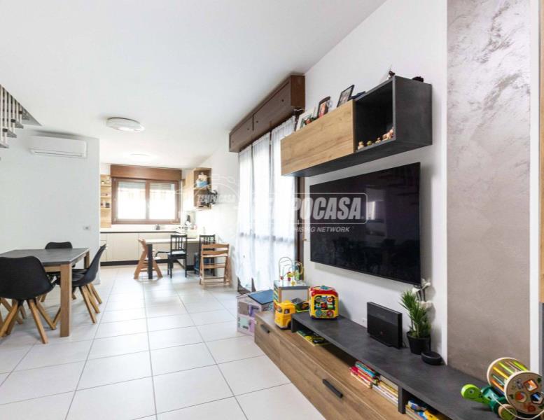 appartamento in vendita a Gottolengo in zona Solaro