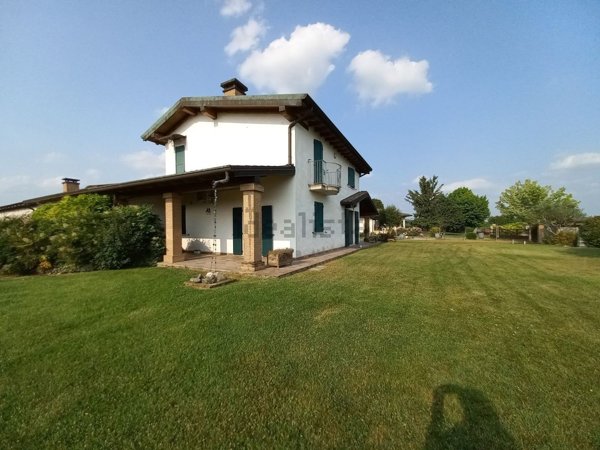 casa indipendente in vendita a Gottolengo