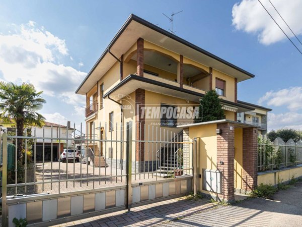 appartamento in vendita a Gottolengo in zona Solaro