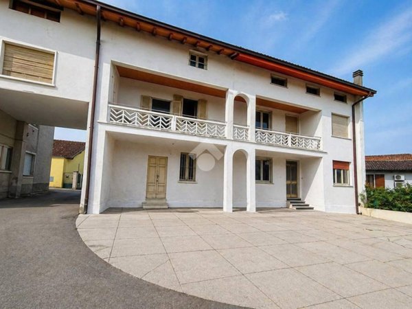 casa indipendente in vendita a Gottolengo