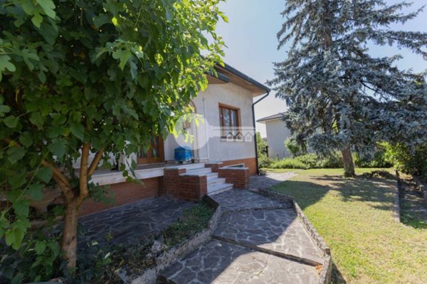 casa indipendente in vendita a Gottolengo