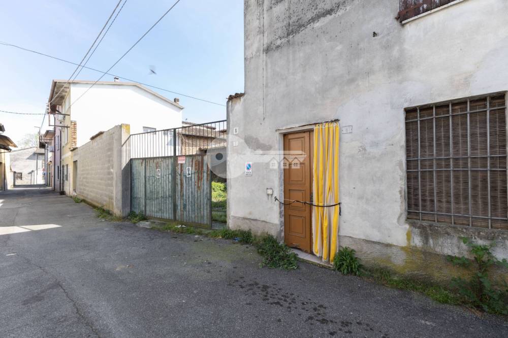 casa indipendente in vendita a Gottolengo