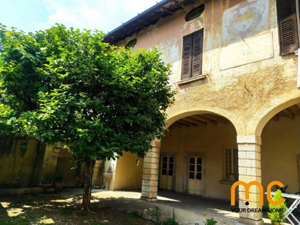 casa indipendente in vendita a Gussago in zona Piazza