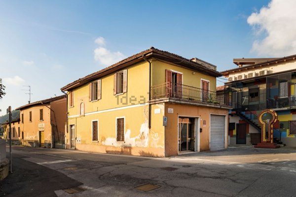 casa indipendente in vendita a Gussago in zona Ronco