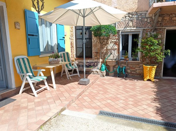 casa indipendente in vendita a Gussago in zona Piazza