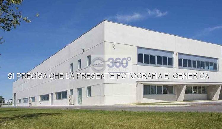 locale commerciale in vendita a Gussago