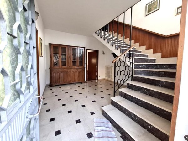 casa indipendente in vendita a Gussago in zona Villa