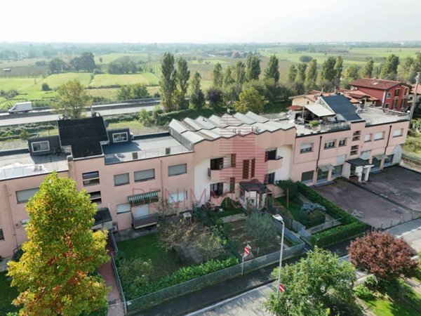 appartamento in vendita a Gussago in zona Ronco