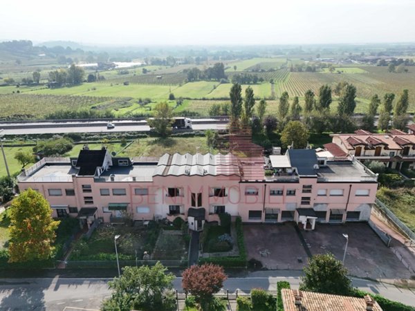 appartamento in vendita a Gussago in zona Ronco