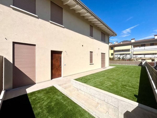 appartamento in vendita a Gussago in zona Ronco