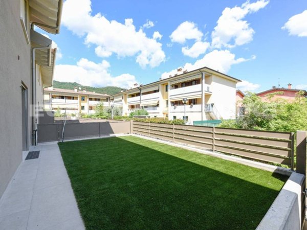 appartamento in vendita a Gussago in zona Ronco