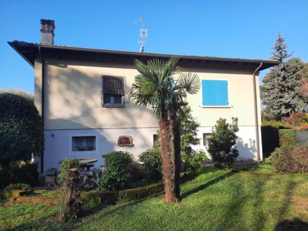 casa indipendente in vendita a Gussago in zona Villa