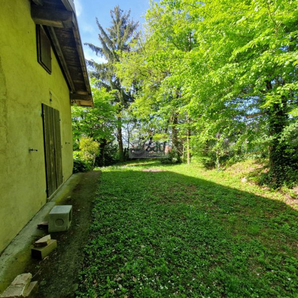 casa indipendente in vendita a Gussago