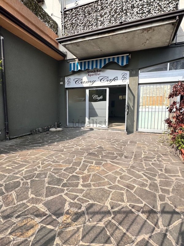 locale commerciale in vendita a Gussago