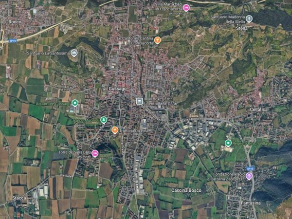 casa indipendente in vendita a Gussago in zona Piazza
