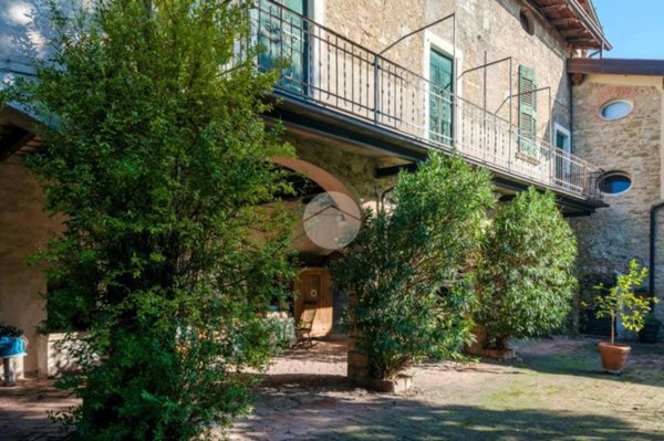 casa indipendente in vendita a Gussago in zona Villa