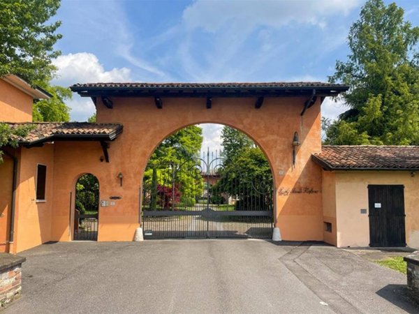 casa indipendente in vendita a Gussago in zona Villa