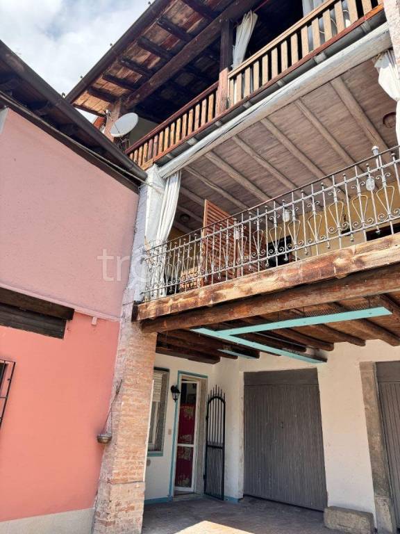 casa indipendente in vendita a Gussago