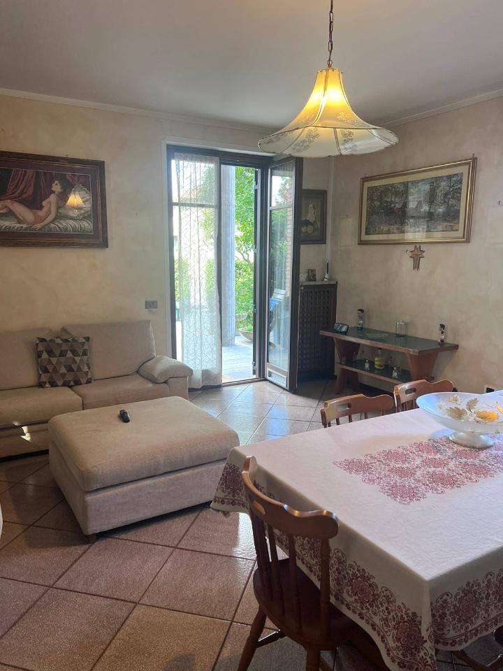 casa indipendente in vendita a Gussago in zona Villa