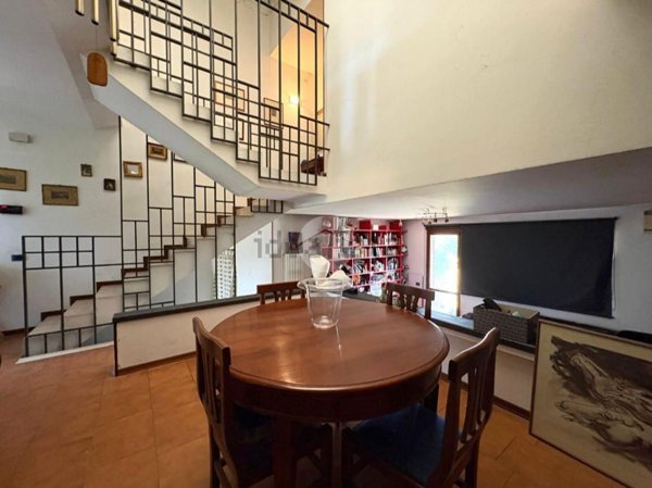 casa indipendente in vendita a Gussago in zona Piazza