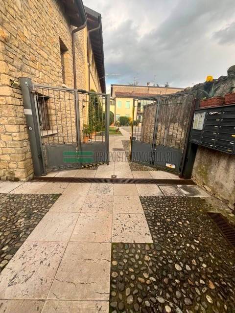 appartamento in vendita a Gussago in zona Piazza