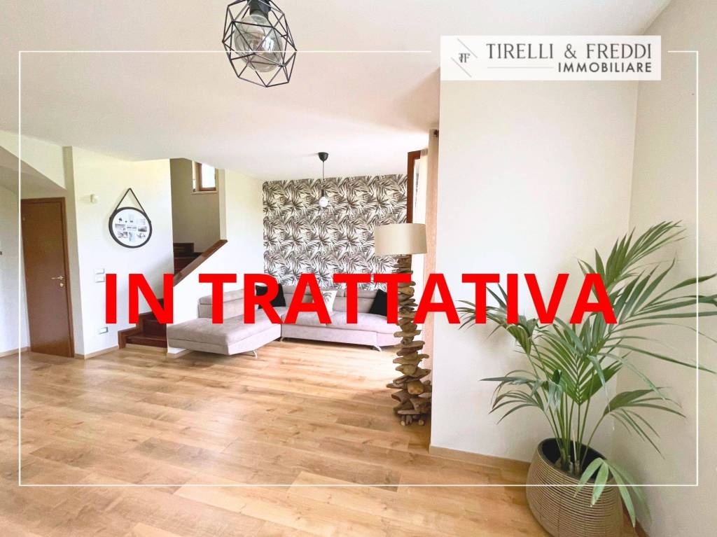 casa indipendente in vendita a Gussago in zona Villa