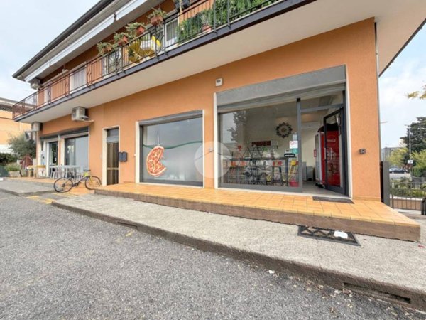 negozio in vendita a Gussago in zona Mandolossa