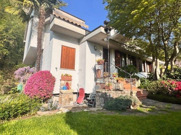 casa indipendente in vendita a Gussago