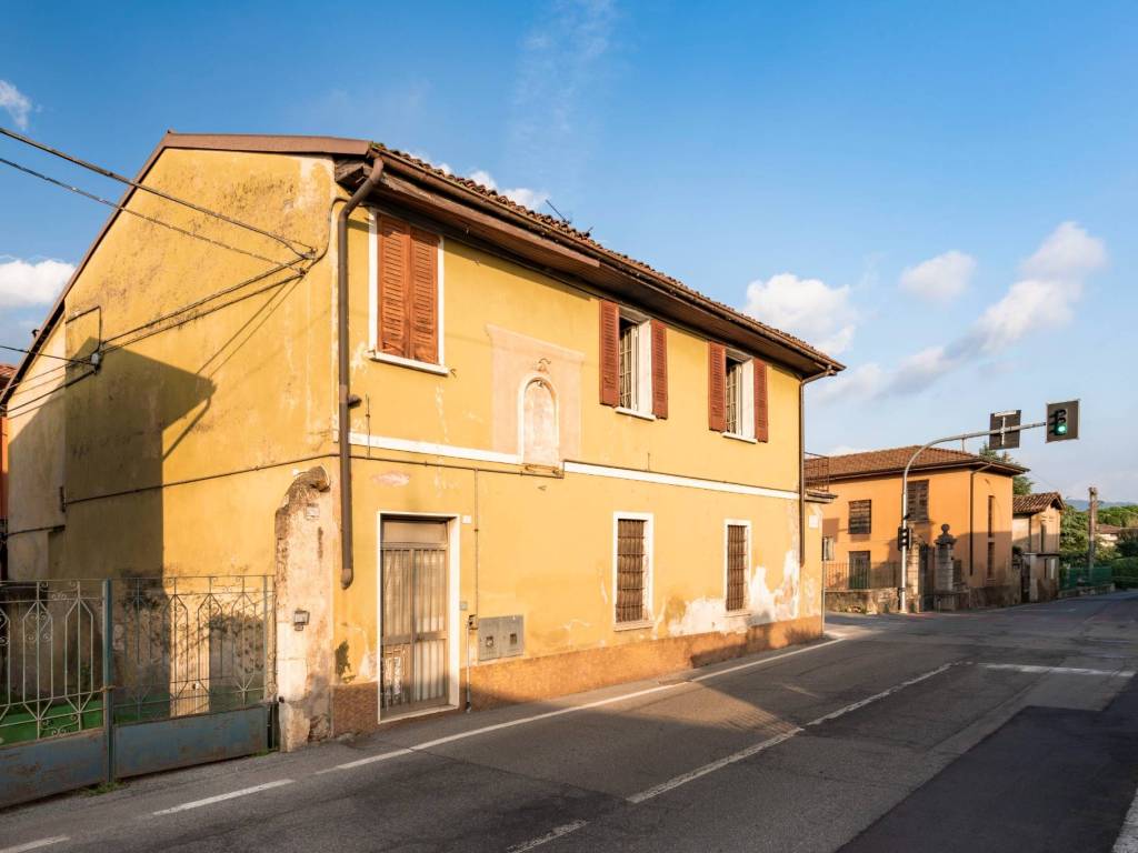 appartamento in vendita a Gussago in zona Ronco