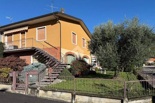 casa indipendente in vendita a Gussago in zona Casaglio