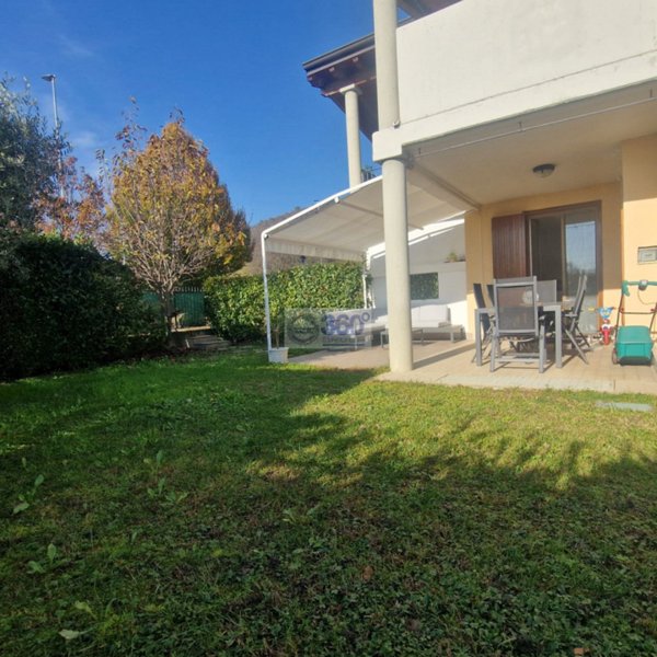 appartamento in vendita a Gussago in zona Ronco