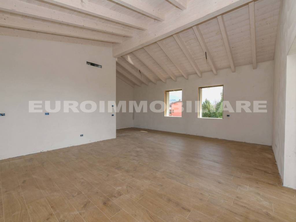 appartamento in vendita a Gussago in zona Ronco