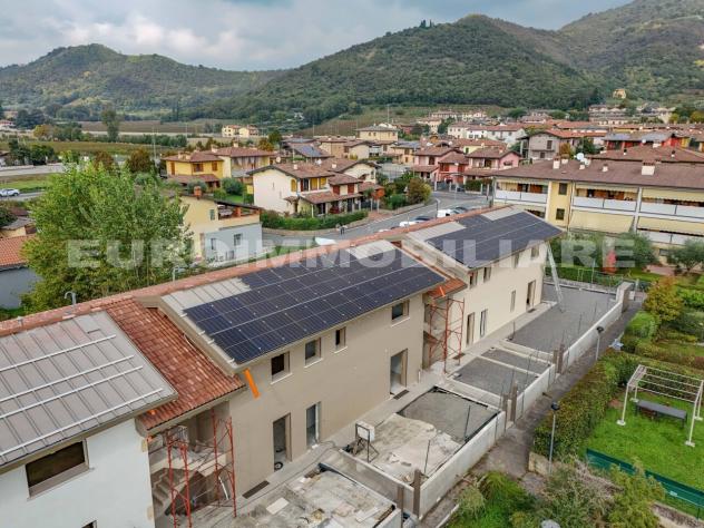 appartamento in vendita a Gussago in zona Ronco