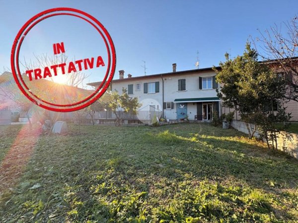casa indipendente in vendita a Gussago in zona Mandolossa