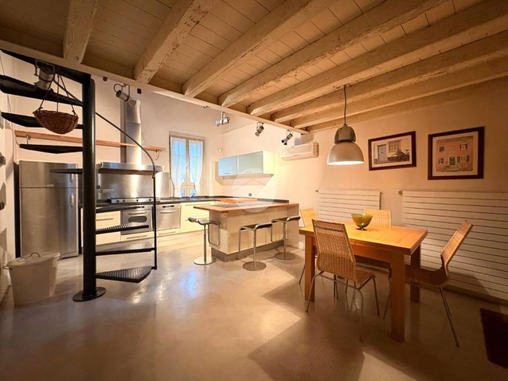 appartamento in vendita a Gussago in zona Piazza