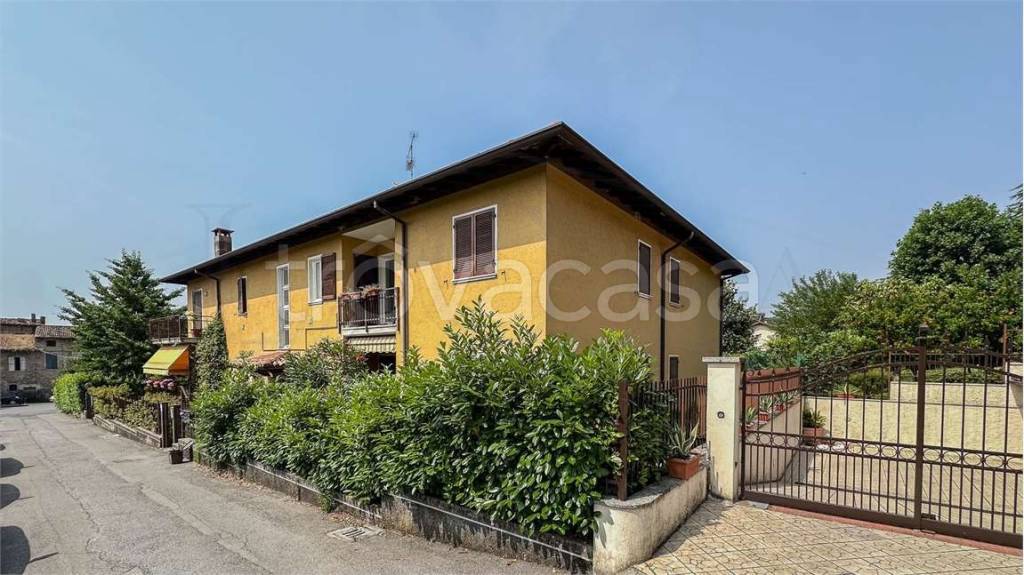 appartamento in vendita a Gussago in zona Casaglio